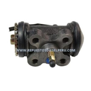 Alternative view of Bombin de freno de rueda de Hino 500