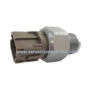 Alternative view of Sensor de presion de combustible hino 500 - 700
