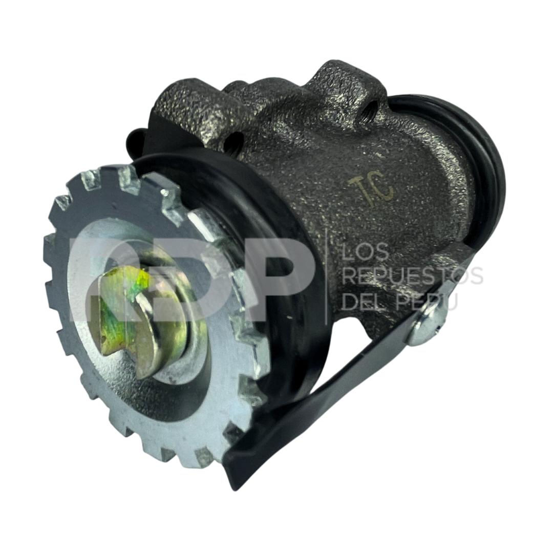 BOMBA FRENO RUEDA POSTERIOR RH C/PURGADOR ISUZU R300 NLR85/NPR/NKR/ELF350 1/P